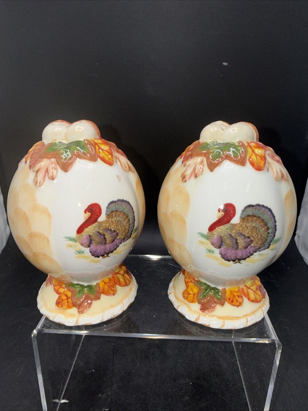 Thanksgiving Turkey Salt Pepper Shakers Autumn Leaves Fall Harvest Set